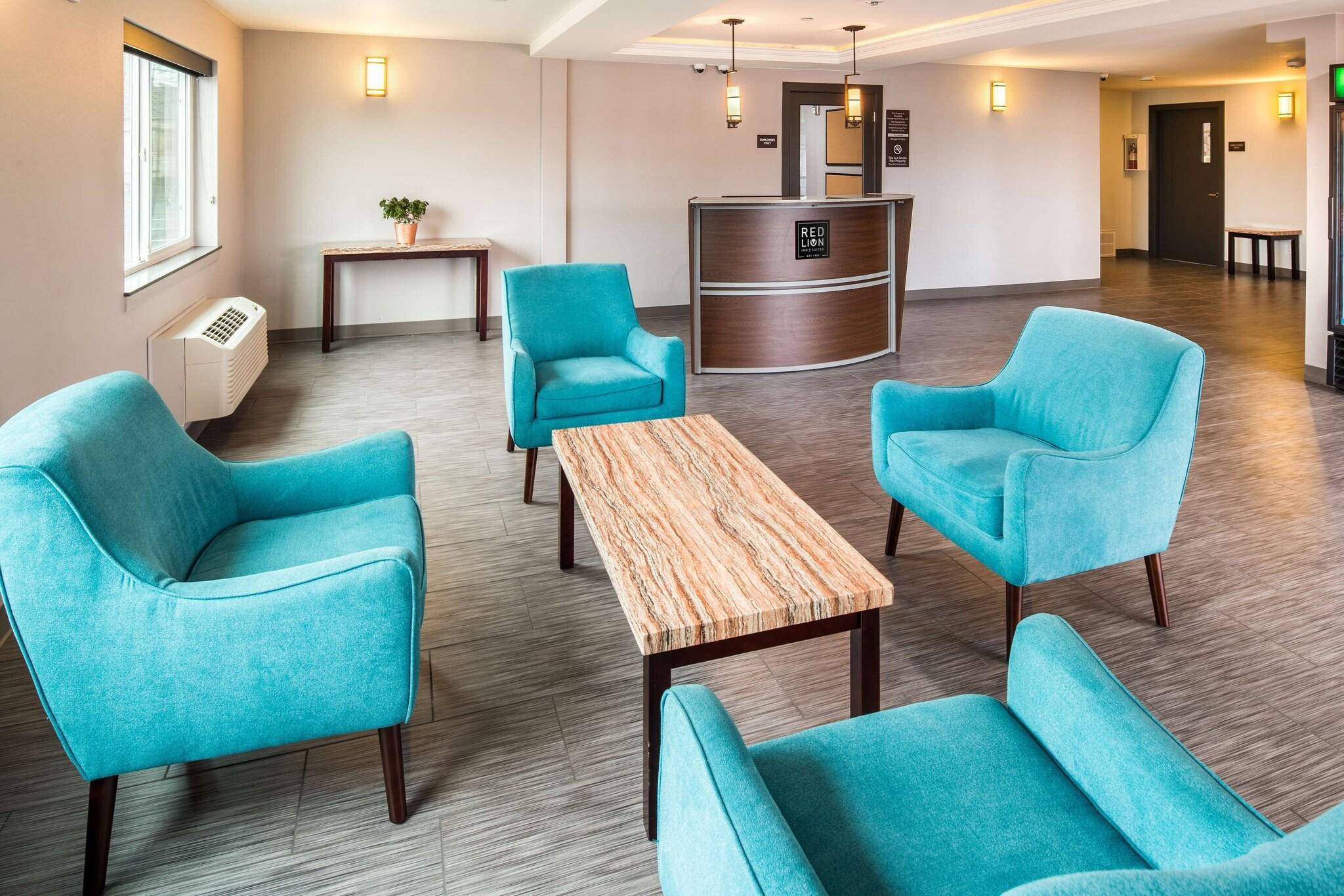 Red Lion Inn & Suites Everett - photo 16
