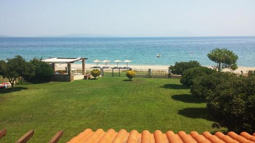 Villa Nefeli Akti Salonikiou B — 4-Star Luxury Hotel in Nikiti, Greece