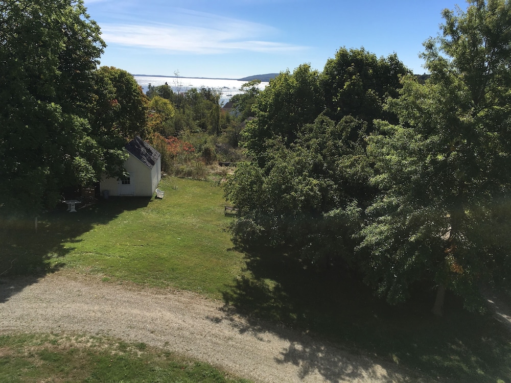 The Nightfall Inn - photo 24