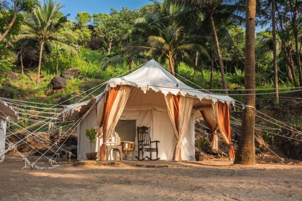 Soneca Cola - carbon neutral hotel in Mormugao