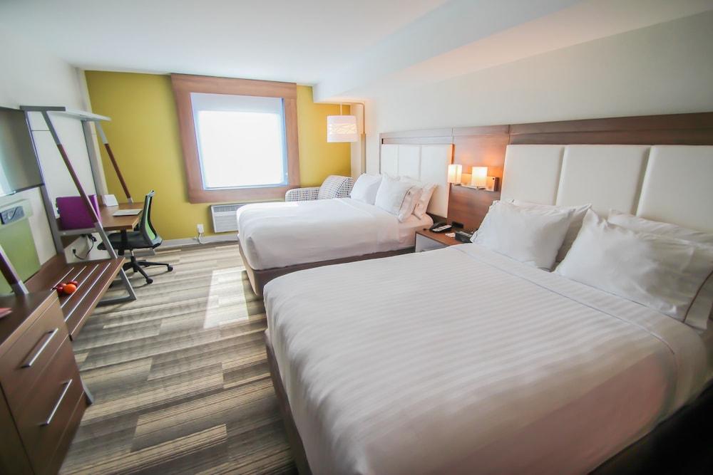 Holiday Inn Express & Suites Miami Airport East by IHG - photo 12