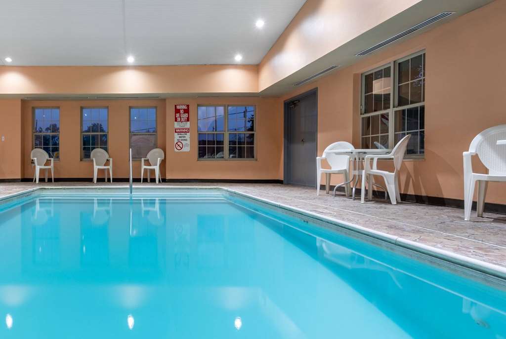 Ramada by Wyndham Sellersburg Louisville North - photo 47