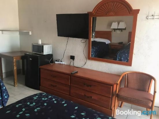 A1A Travel Inn - photo 5