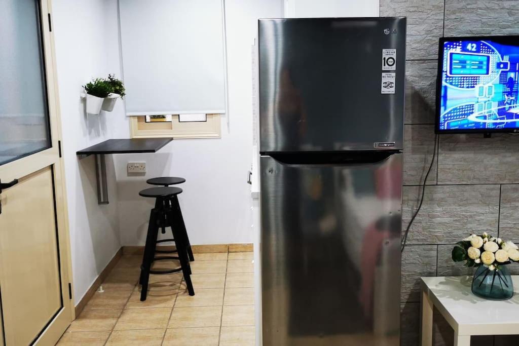 Pretty and quiet studio with wifi and parking