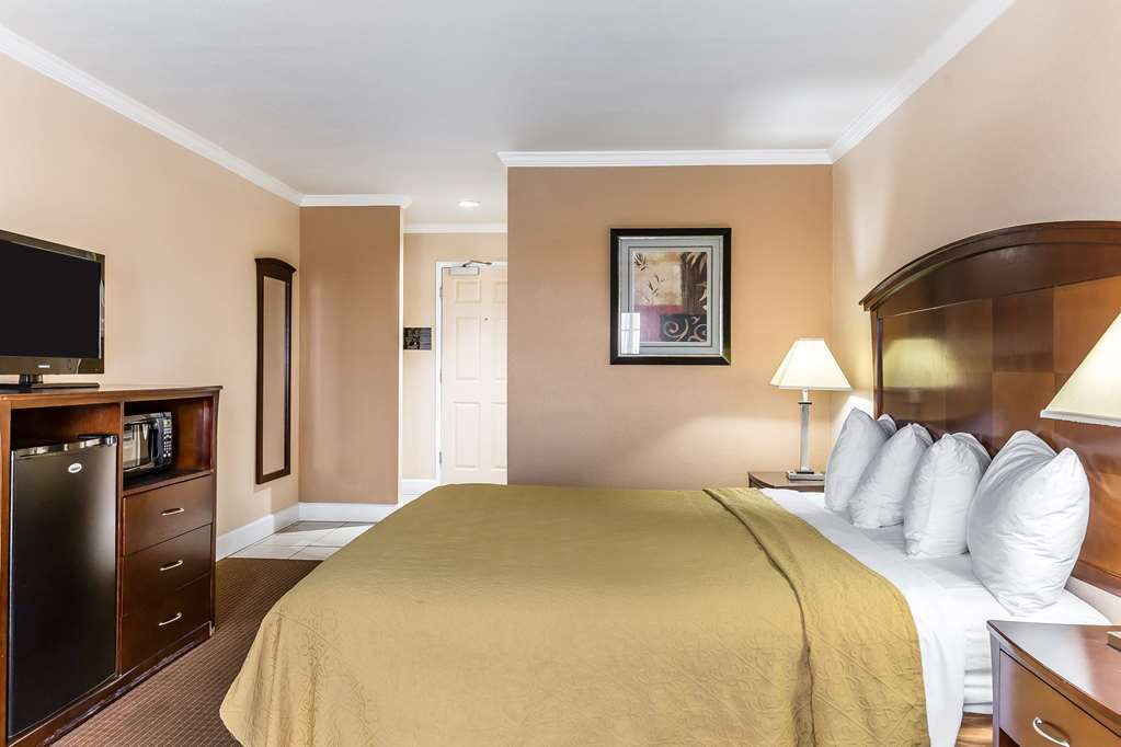 Quality Inn near Hearst Castle - photo 8