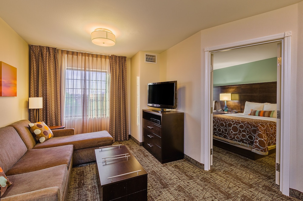 Staybridge Suites Bismarck by IHG - photo 3