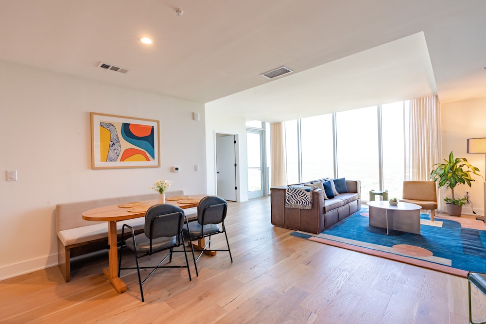 Austin Condo Hotel - photo 692