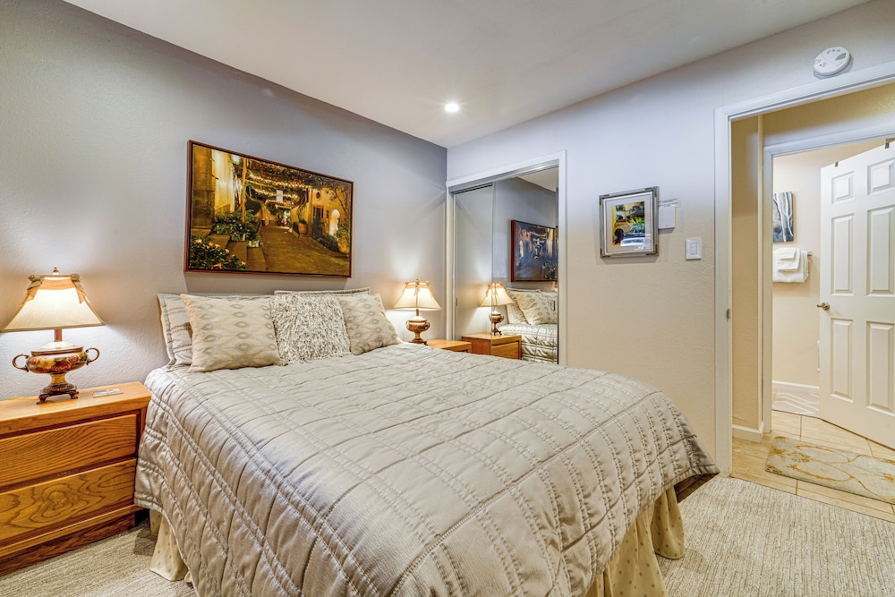 1 Mi To Diamond Peak Ski Resort Condo with Pool - photo 11