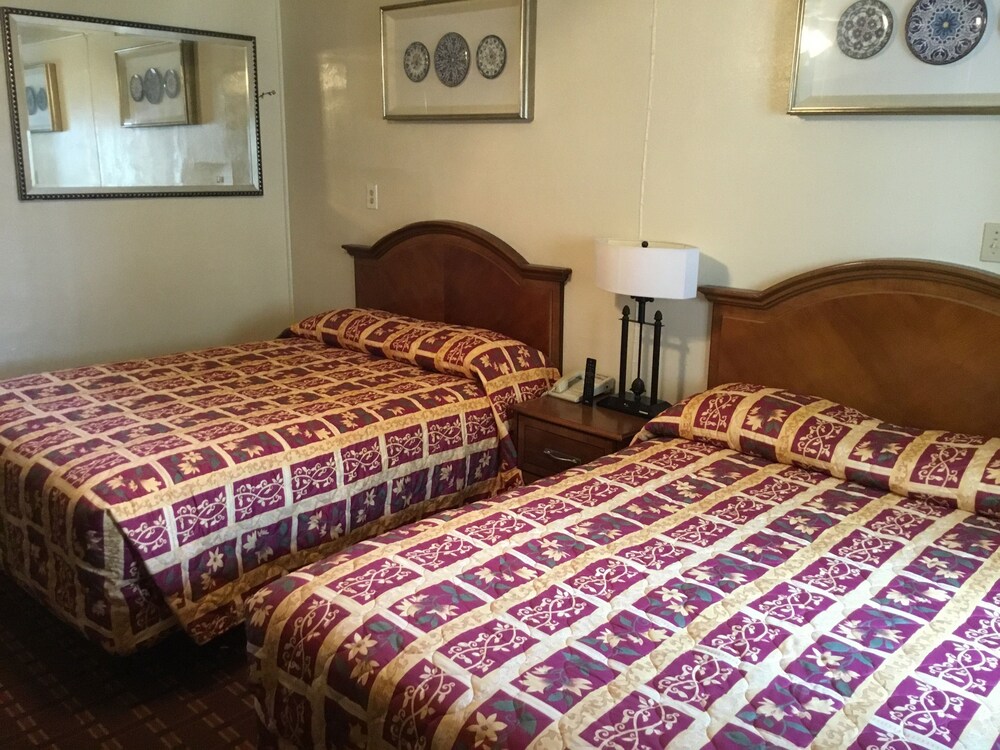 Jerry's Motel Oakdale - photo 6