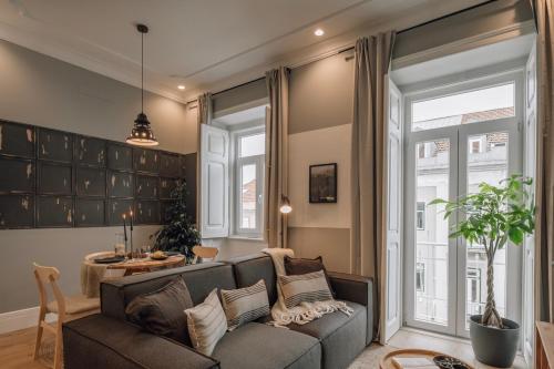 Port 2 bedrooms in Campo de Ourique — 4-Star Luxury Hotel in Lisbon, Portugal