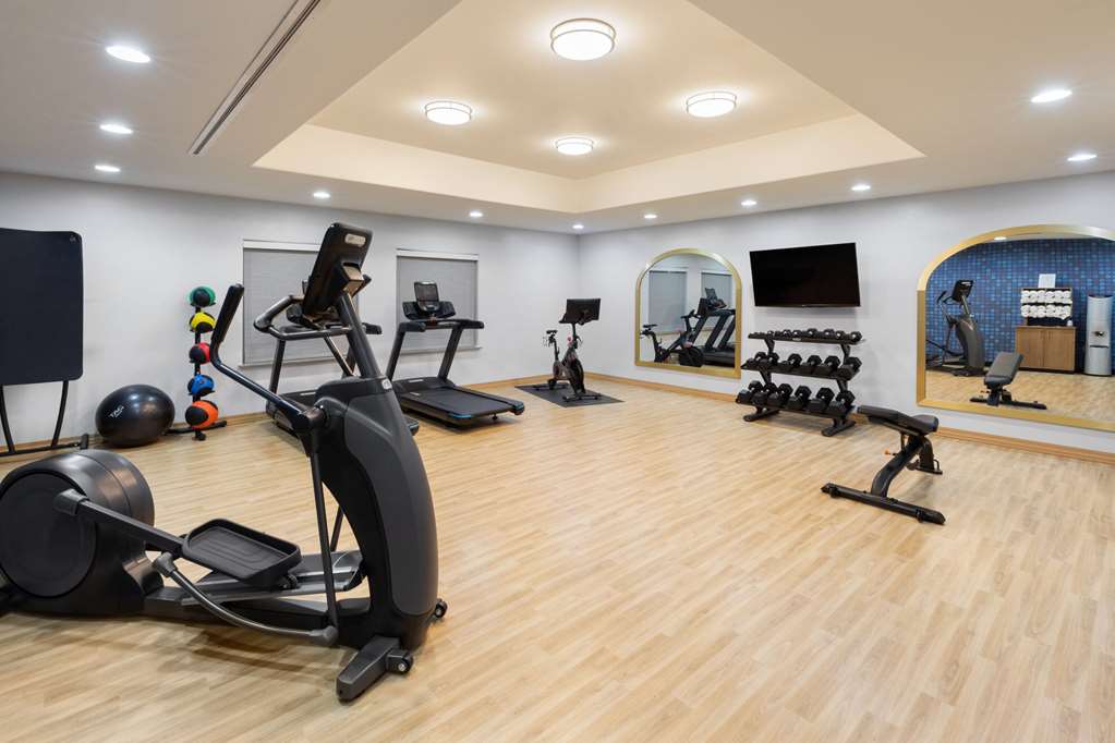 La Quinta Inn & Suites by Wyndham Austin Cedar Park - photo 13