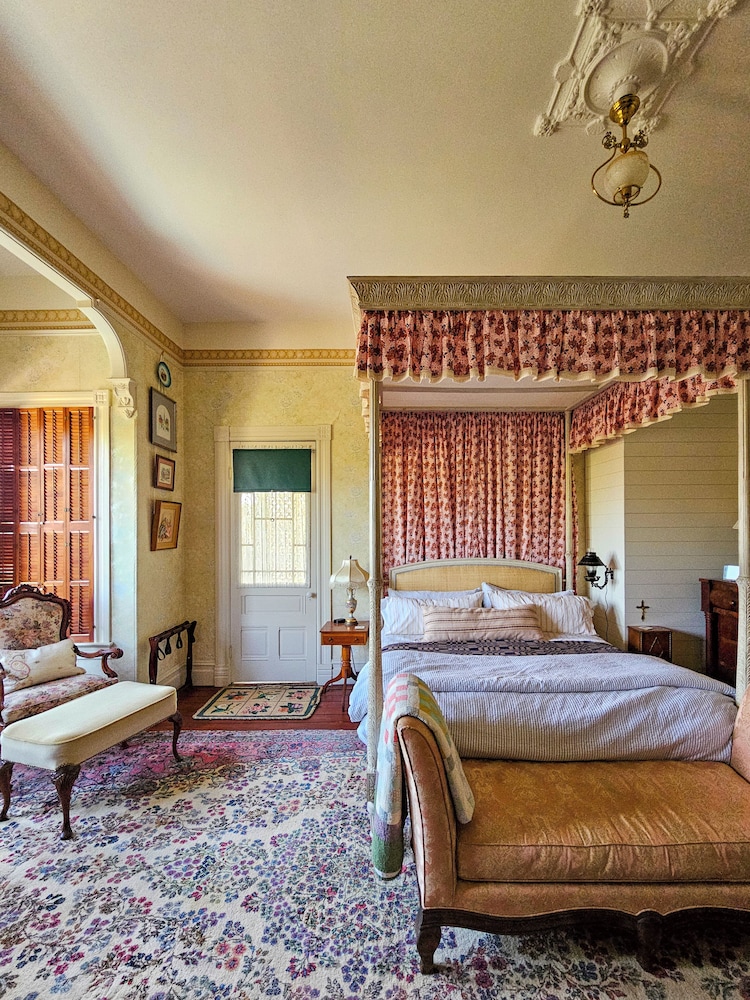 The JD Hyde Historic Inn - photo 39