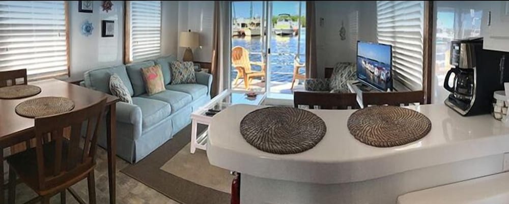 Mangrove Marina and Resort Aqualodge Houseboats - photo 113
