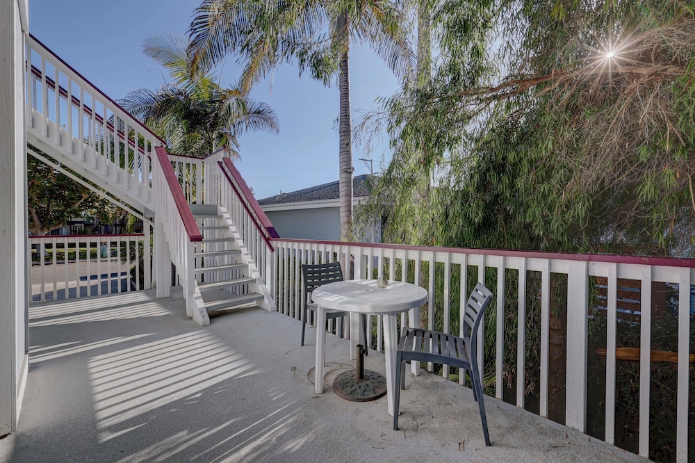 Pelican Cove Inn - photo 120