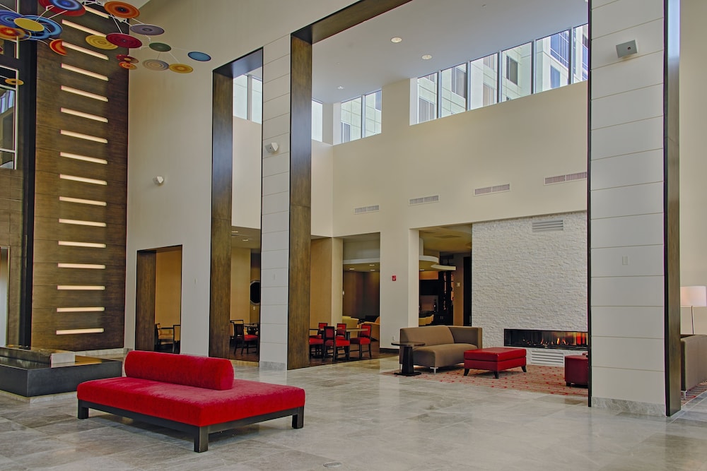 Embassy Suites Newark Airport - photo 7