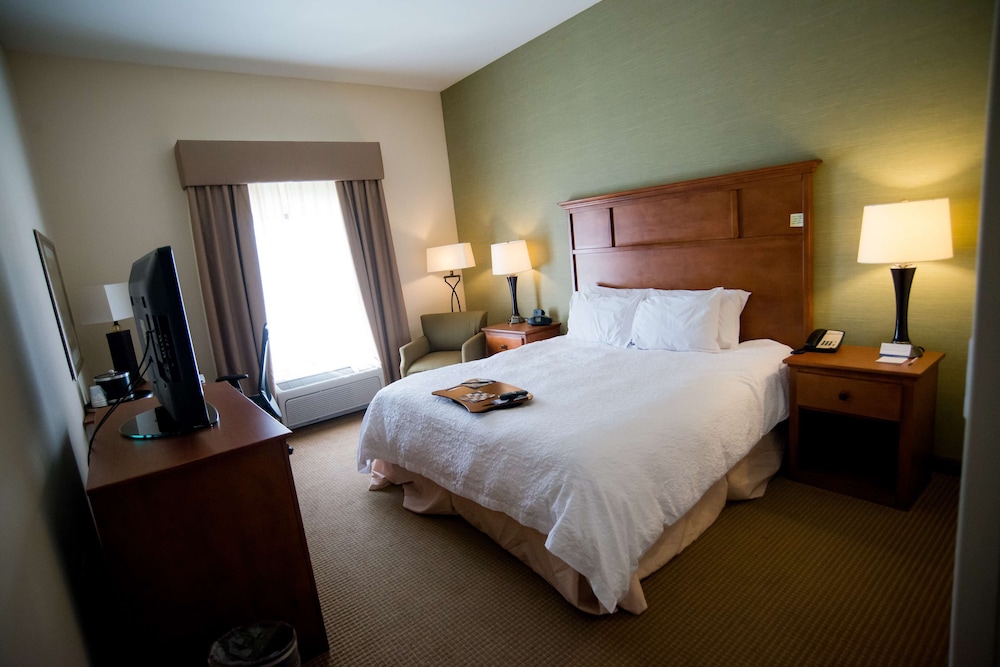 Hampton Inn & Suites Radcliff Fort Knox - photo 19