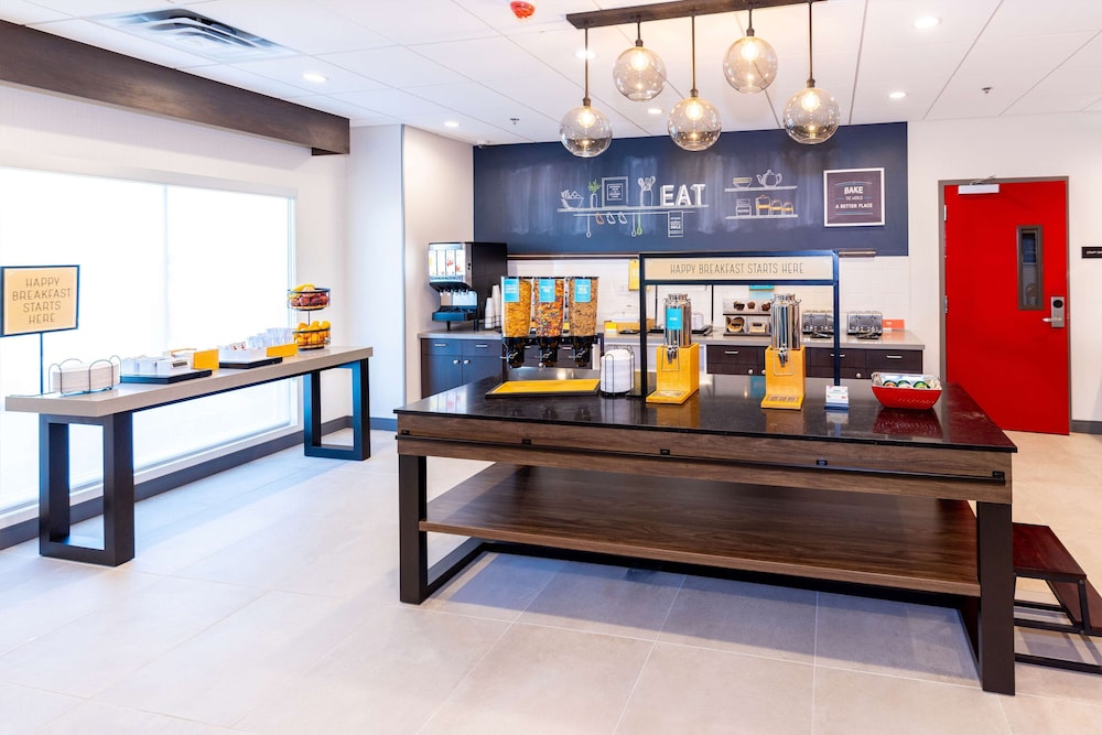 Hampton Inn by Hilton Selma - photo 39