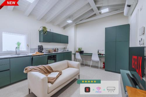 Loft Design Free Parking Maranello Sassuolo — 4-Star Luxury Hotel in Casalgrande, Italy