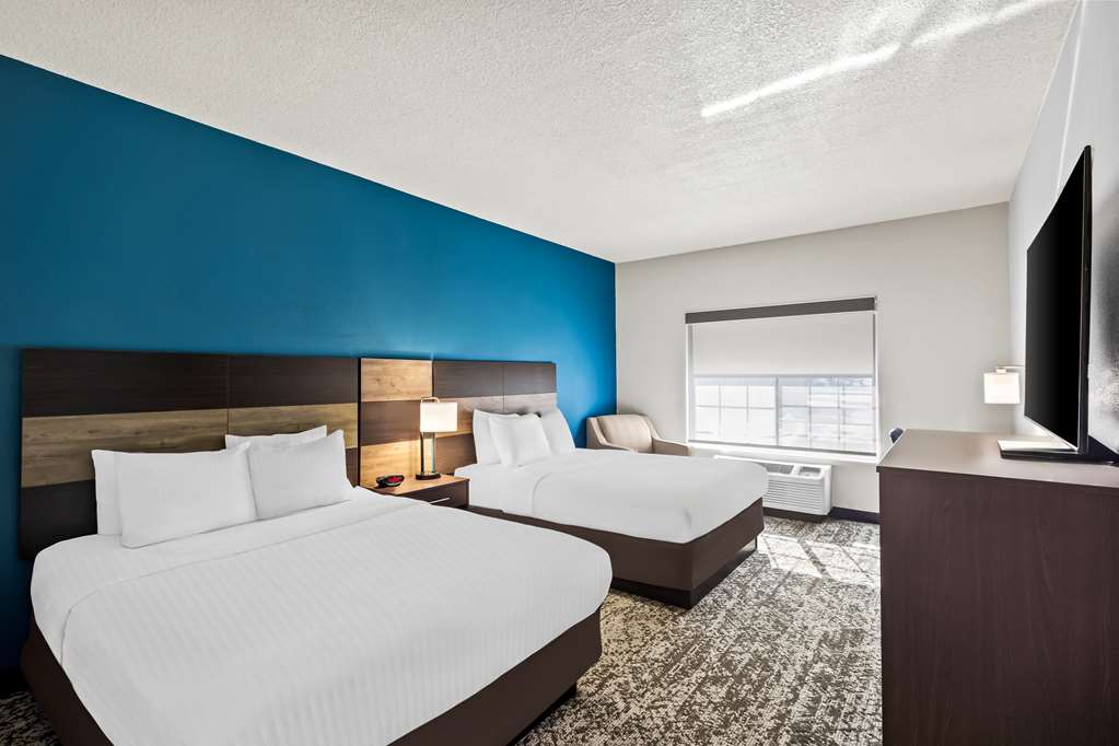 Best Western Fort Wayne Inn & Suites North - photo 8