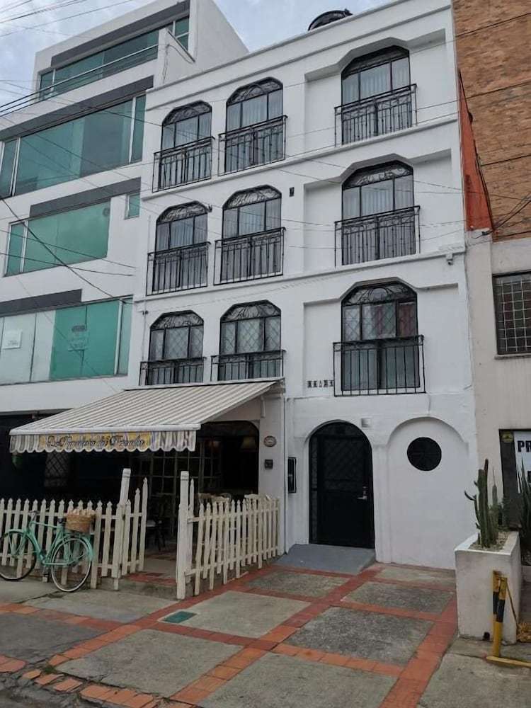 Hotel 86 Suites - last minute hotel in Bogota