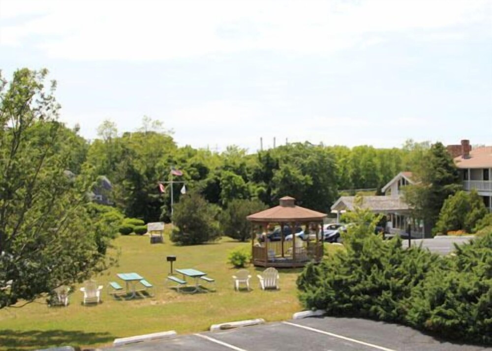 Seashore Park Inn - photo 29