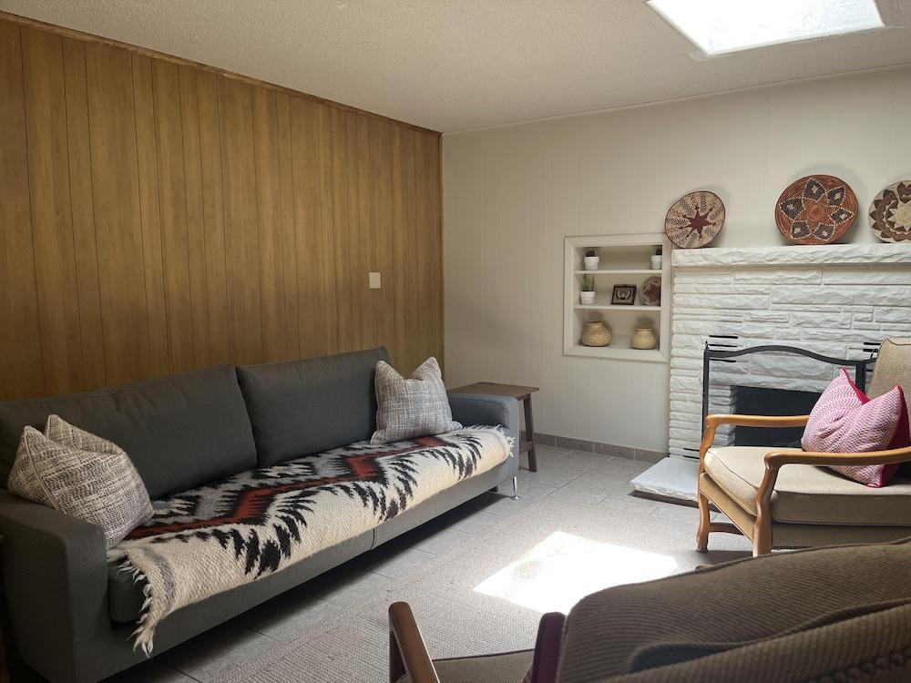 Sedona Uptown Suites - photo 9