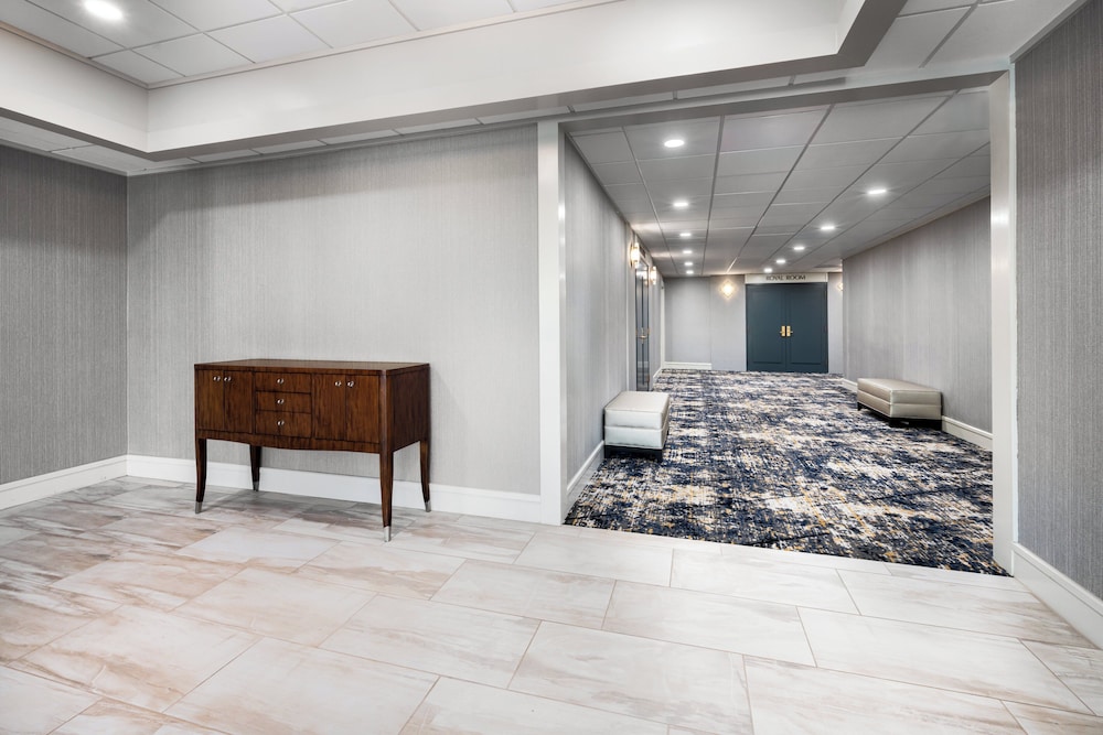 Crowne Plaza Hotel Jacksonville Airport I 95N by IHG - photo 42