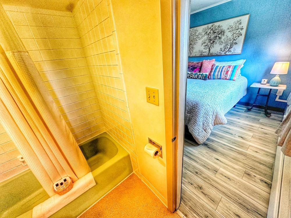 Brittany Motel - photo 33