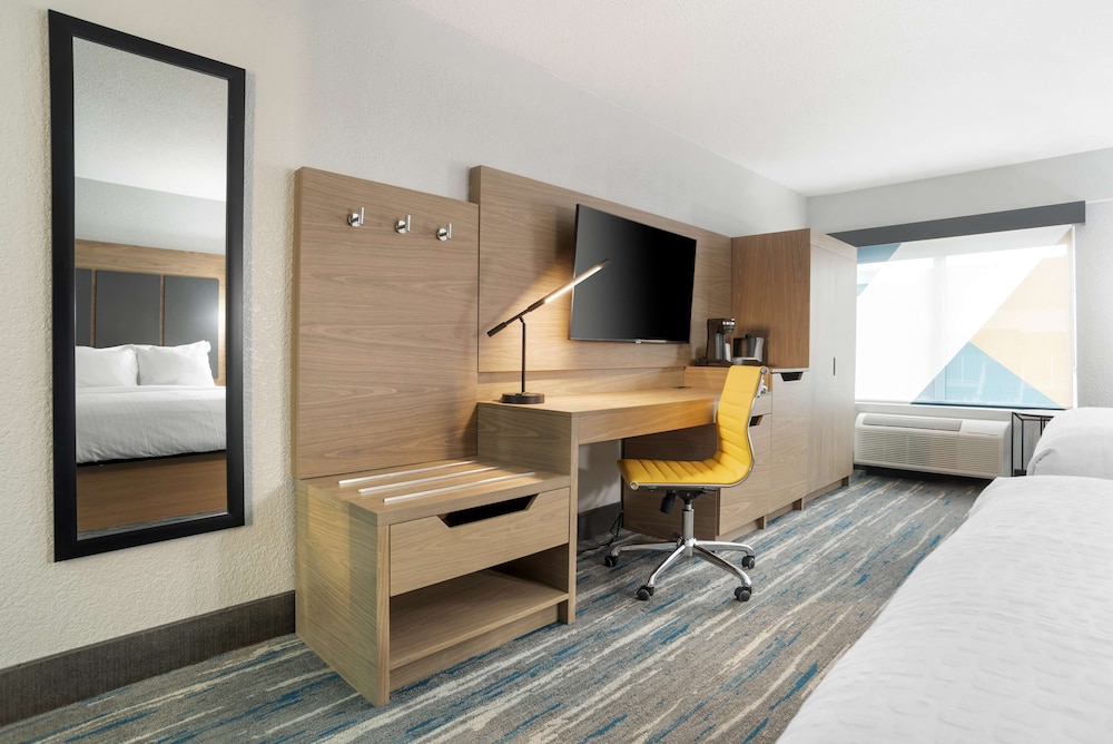 Best Western Plus Mobile Inn & Suites - photo 14