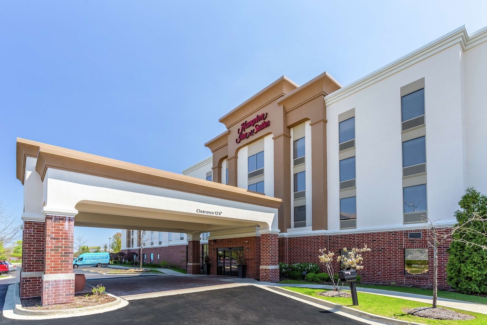 Hampton Inn & Suites Chicago Libertyville — hotel in Libertyville