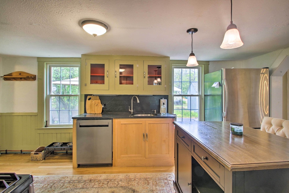Modern Home 2 Mi to Cranmore Mountain Resort - photo 7