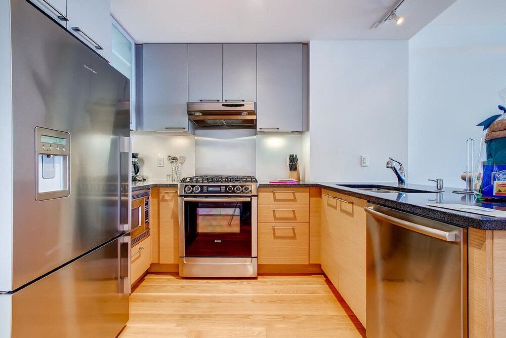 Global Luxury Suites at Kendall Square - photo 13