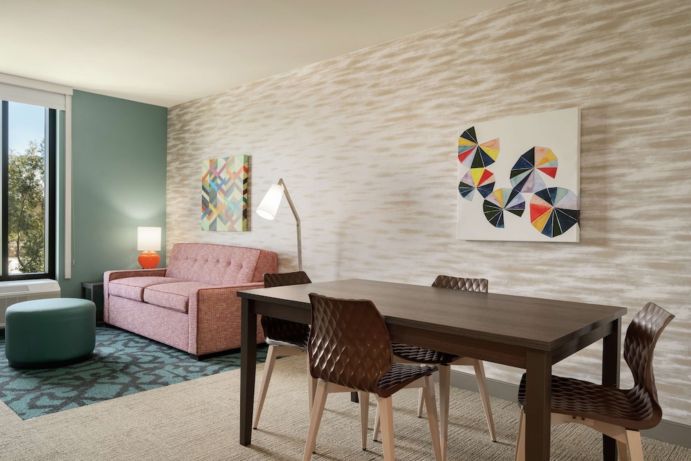 Home2 Suites By Hilton Woodland Hills - photo 26