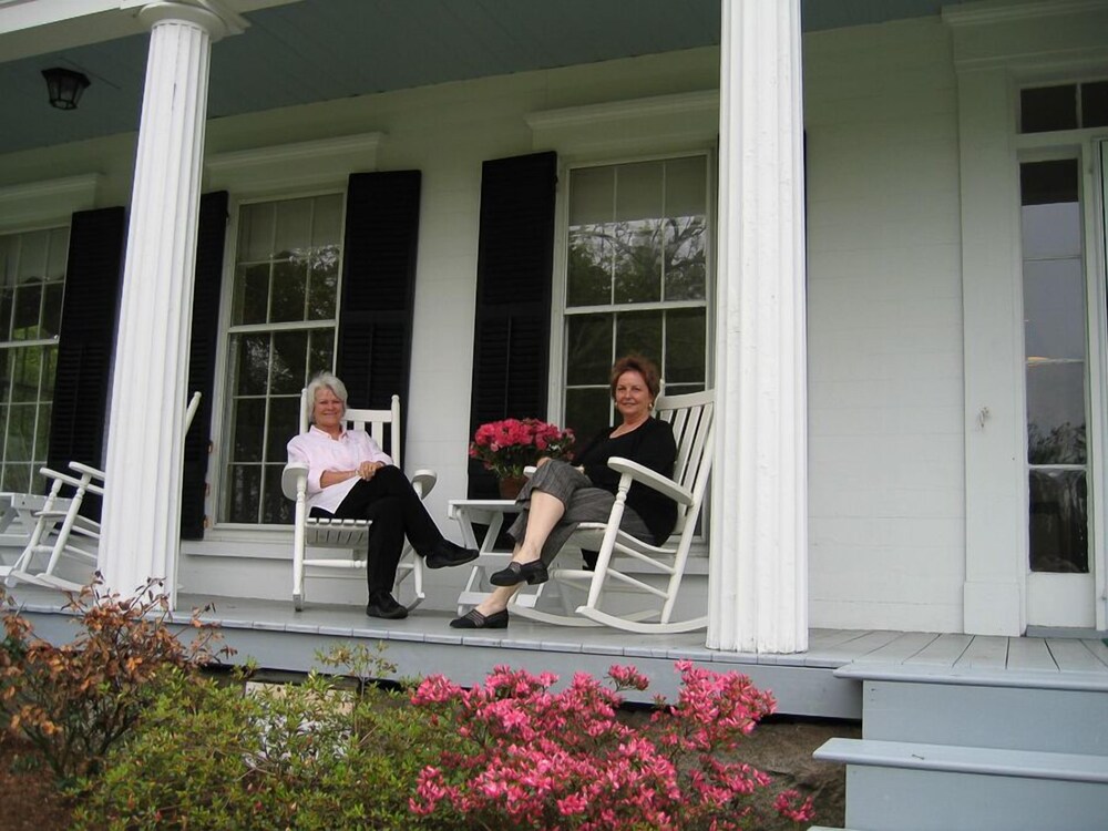 Liberty Hill Inn - photo 71
