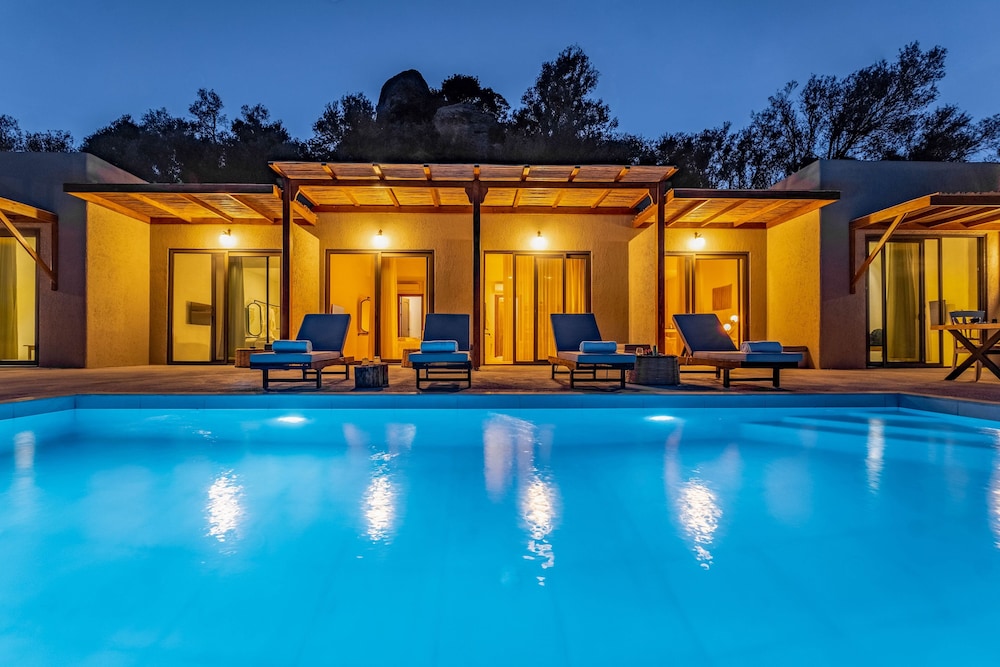 South Side Bodrum — 4-Star Luxury Hotel in Ortakent, Turkey