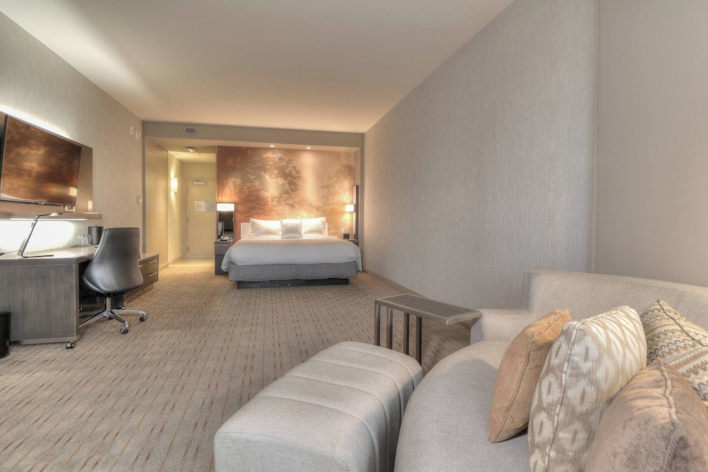 Courtyard by Marriott Pigeon Forge - photo 37
