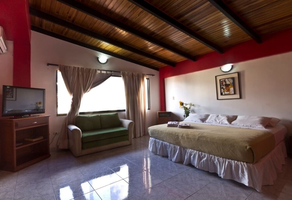 Mon Cricket Hotel — San Cristobal — photo 5
