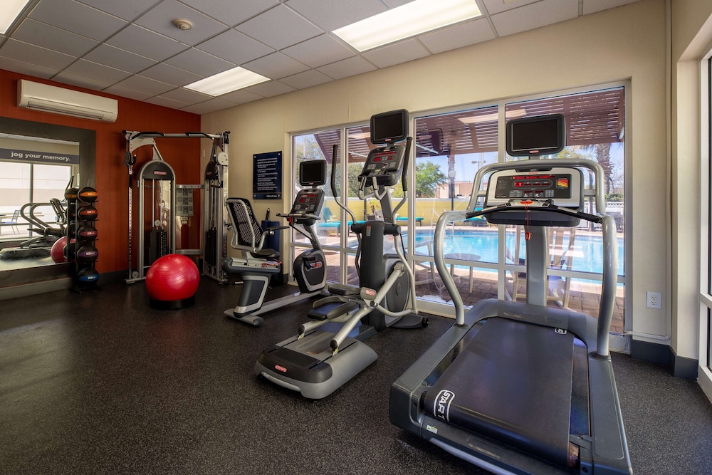 Hampton Inn & Suites Jacksonville Deerwood Park - photo 58
