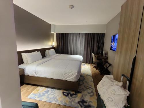 Acqua Private Residences — Manila — photo 4
