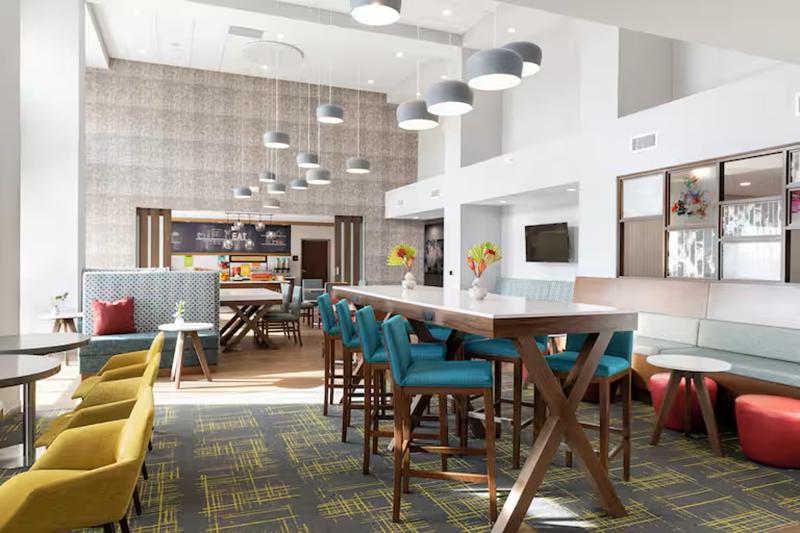 Hampton Inn Mt. Vernon OH - photo 3