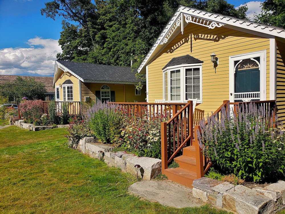 Sand Bar Cottage Inn - photo 24