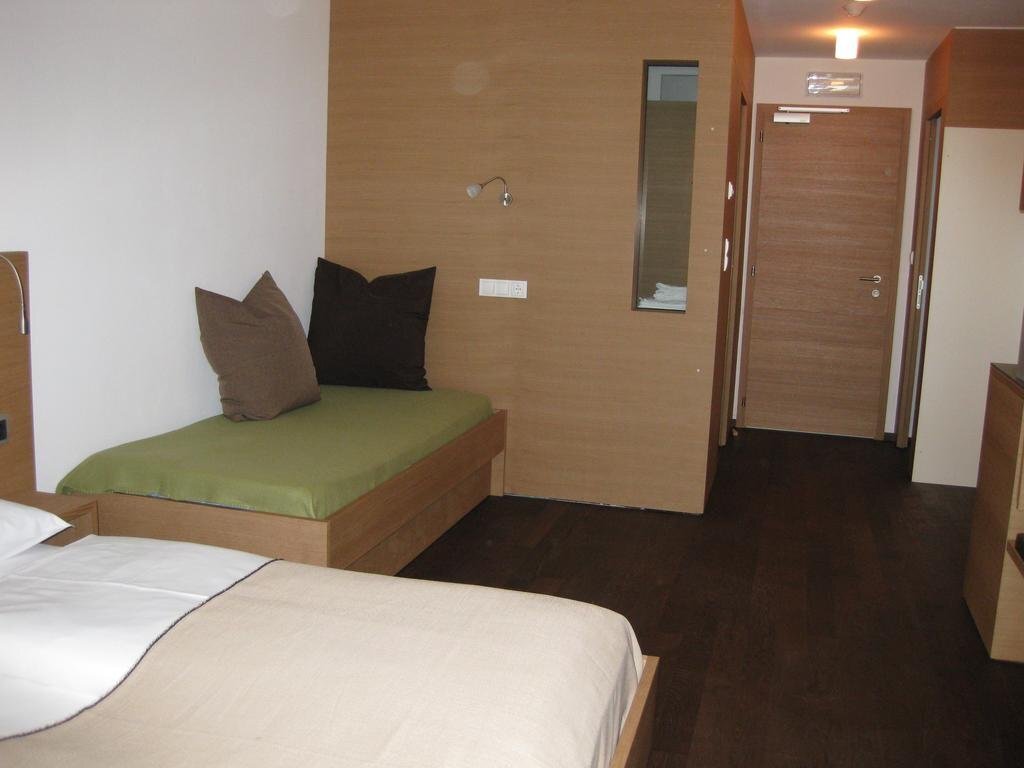 Steinhauswirt — hotel in Cadipietra