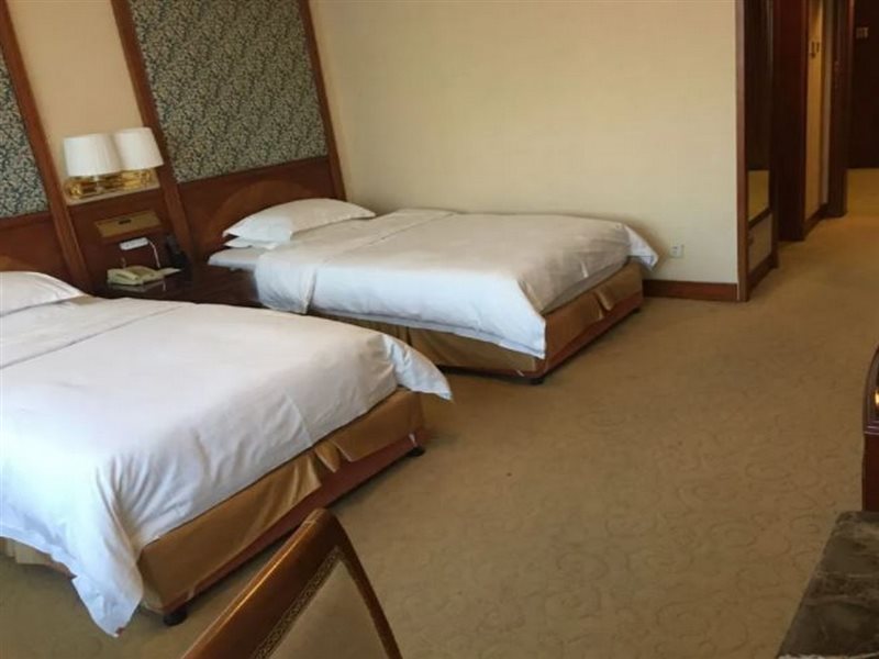 Qingdao Harvest Hotel — 4-Star Luxury Hotel in Qingdao, People's Republic of China
