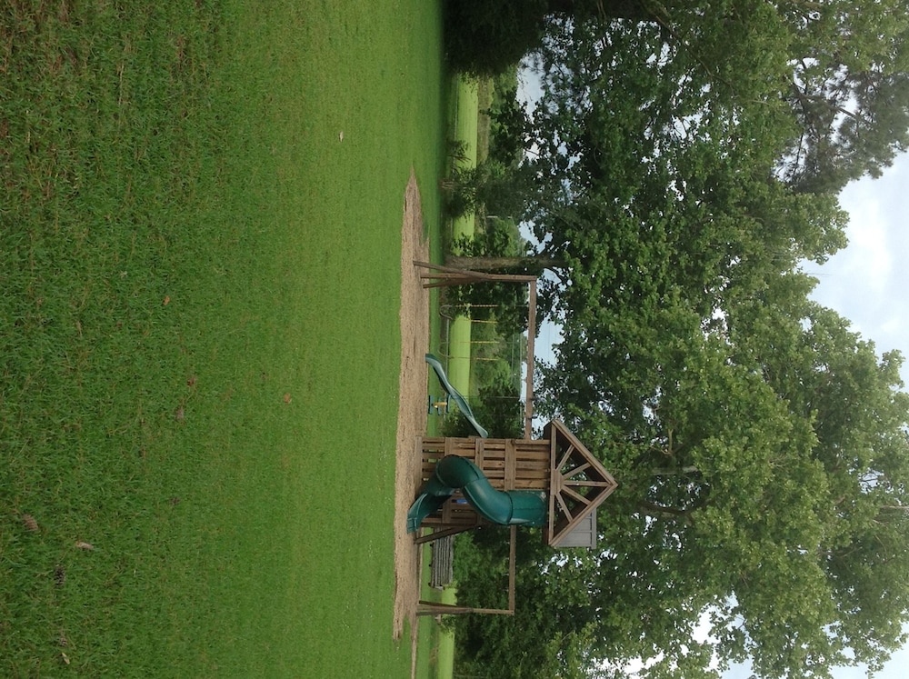 L'acadie Inn & Rv Park - photo 14