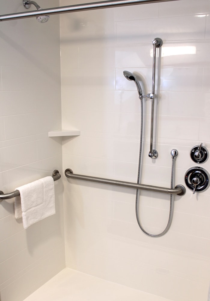 Hampton Inn Buffalo Amherst NY - photo 13