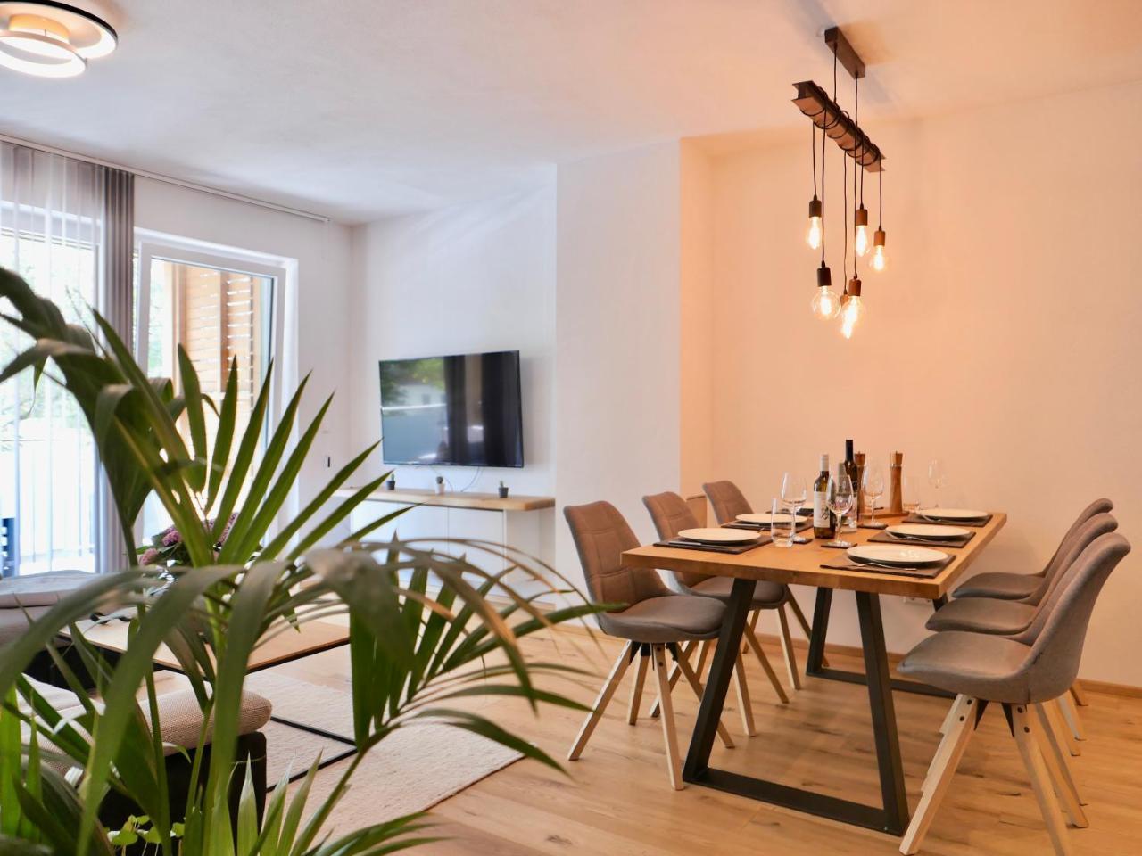 Apartment Auszeit — 4-Star Luxury Hotel in Groebming, Austria