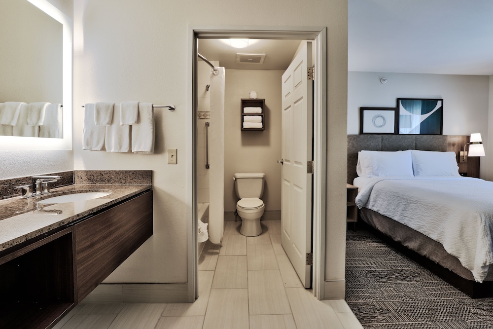 Staybridge Suites Albuquerque Airport by IHG - photo 35
