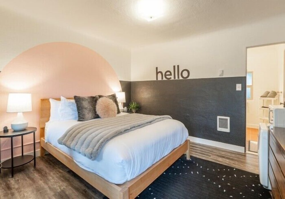 B.Side Motel Rv - photo 9