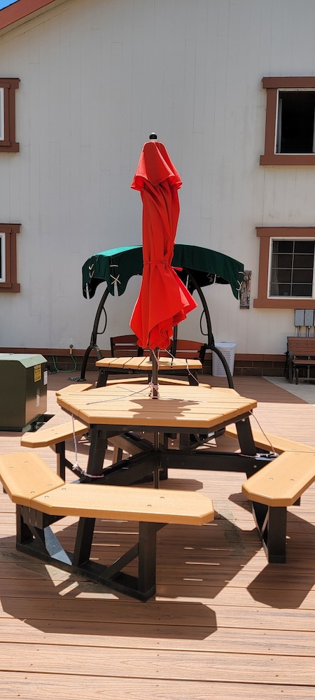 Hot Springs Inn - photo 45