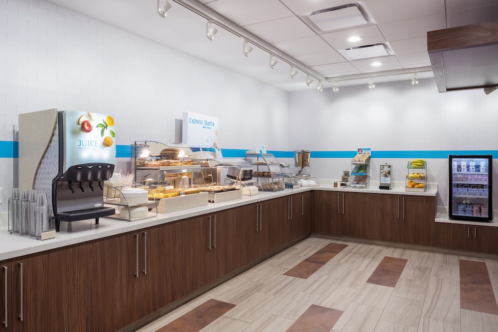 Holiday Inn Express & Suites West Plains Southwest by IHG - photo 18